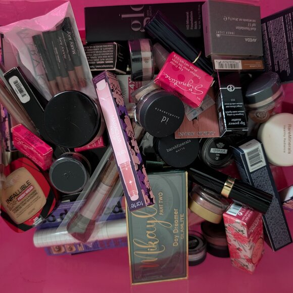 50 Piece Mixed Makeup Lashes Tools Younique It Cosmetics L'Oreal Bareminerals - Picture 9 of 9